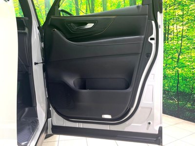 صورة 33 لـ 2025 Toyota ALPHARD