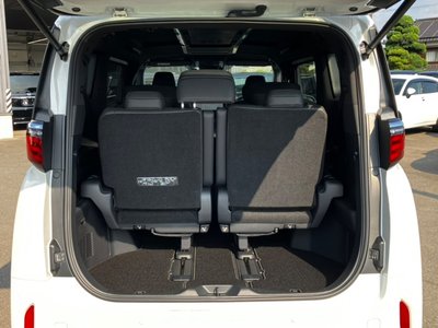 صورة 12 لـ 2024 Toyota ALPHARD