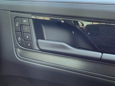 صورة مصغرة 38 لـ 2024 Porsche CAYENNE