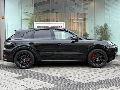 صورة مصغرة 8 لـ 2024 Porsche CAYENNE