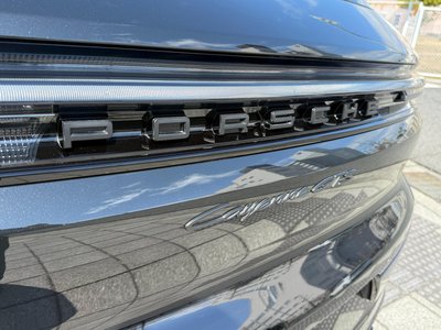 صورة مصغرة 37 لـ 2024 Porsche CAYENNE