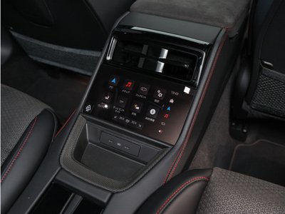 2025 Porsche PANAMERA thumbnail 17