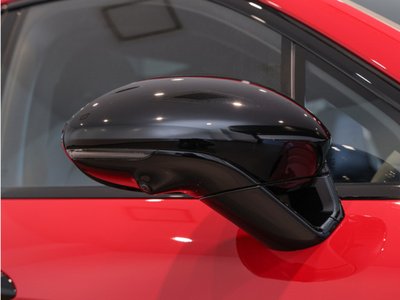 2025 Porsche PANAMERA photo 8