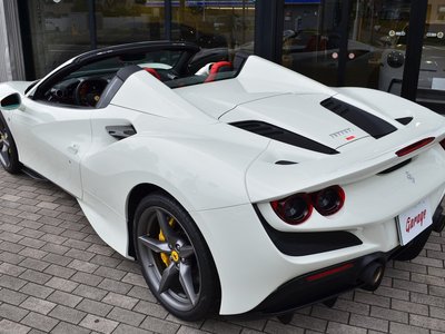 2021 Ferrari F8 SPIDER — фото 10