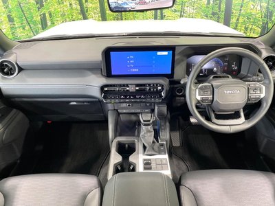 2024 Toyota LAND CRUISER 250 photo 2