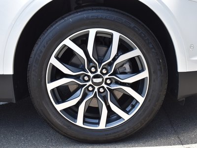 صورة 16 لـ 2024 Cadillac XT5
