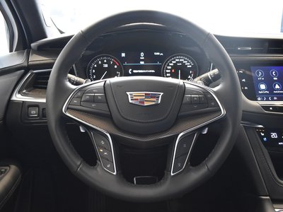 صورة 4 لـ 2024 Cadillac XT5