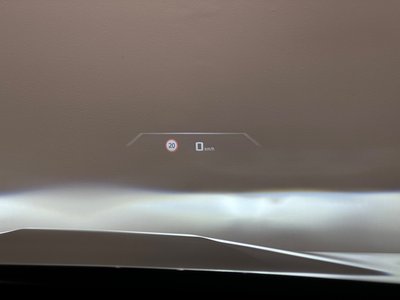 2024 BMW IX thumbnail 30