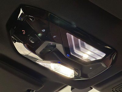 2024 BMW IX thumbnail 22