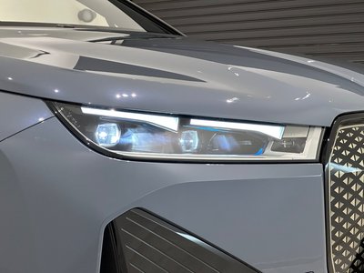 2024 BMW IX photo 11