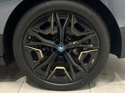 2024 BMW IX thumbnail 51