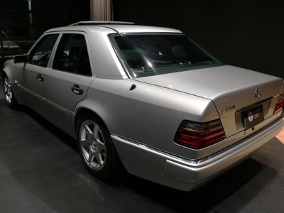 1994 Mercedes-BENZ E-CLASS — миниатюра 3