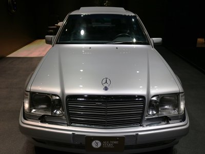 1994 Mercedes-BENZ E-CLASS — миниатюра 4