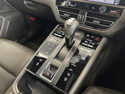 صورة مصغرة 18 لـ 2021 Porsche MACAN