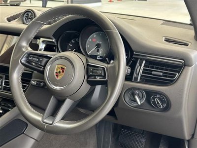 صورة مصغرة 12 لـ 2021 Porsche MACAN