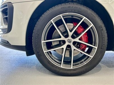صورة مصغرة 7 لـ 2021 Porsche MACAN