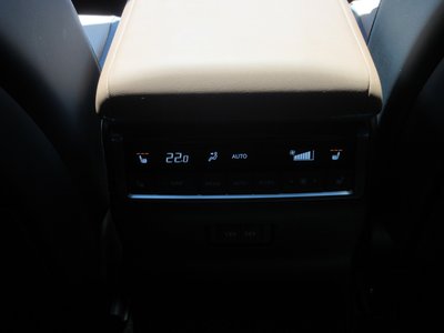 2025 Lexus GX — фото 36
