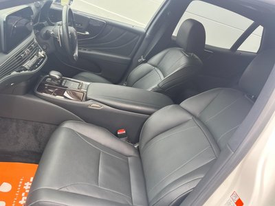 2021 Lexus LS thumbnail 60