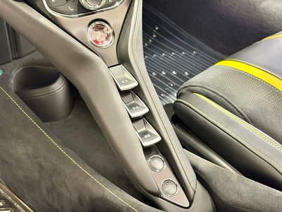 2018 Mclaren 720S 照片 25