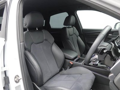 صورة 9 لـ 2022 AUDI SQ5 SPORTBACK