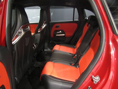 2025 Mercedes-BENZ GLA AMG photo 8