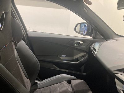 صورة مصغرة 43 لـ 2024 BMW 1 SERIES