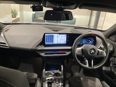صورة مصغرة 7 لـ 2024 BMW 1 SERIES
