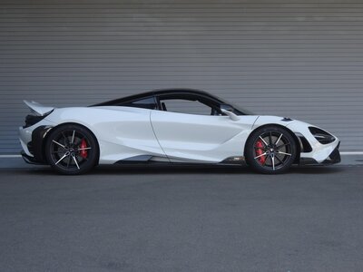 صورة 9 لـ 2021 Mclaren 765LT