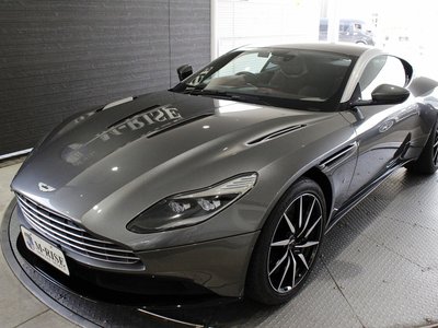 2017 Aston Martin DB11 — фото 3