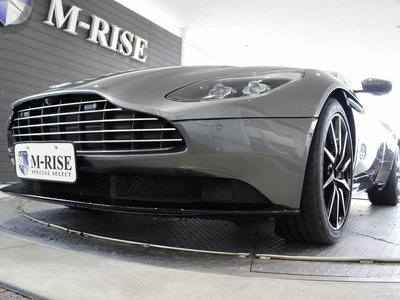 2017 Aston Martin DB11 — фото 4