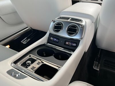 صورة مصغرة 21 لـ 2020 ROLLS-ROYCE DAWN