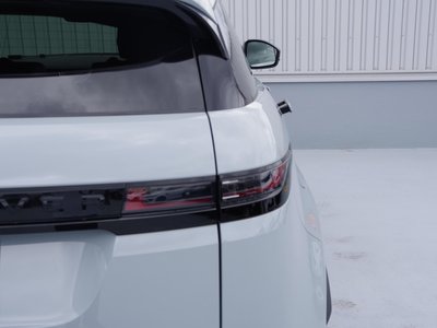 2025 LAND Rover RANGE ROVER EVOQUE thumbnail 32
