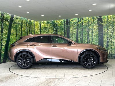 2023 Toyota CROWN SPORT 照片 23
