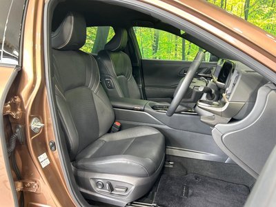 2023 Toyota CROWN SPORT 照片 8