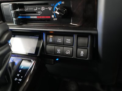 2024 Toyota LAND CRUISER 70 — фото 22