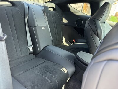 2017 Lexus LC 照片 24