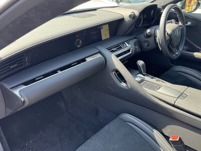 2017 Lexus LC 照片 29