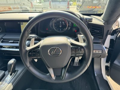 2017 Lexus LC 照片 16