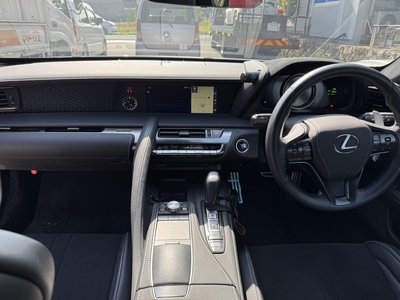 2017 Lexus LC 照片 13