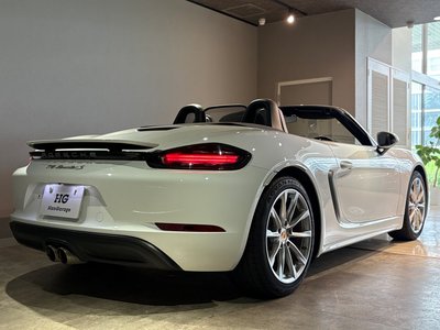 2017 Porsche 718 缩略图 5