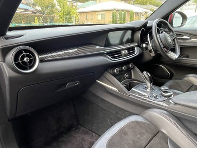 2019 ALFA Romeo STELVIO 缩略图 26
