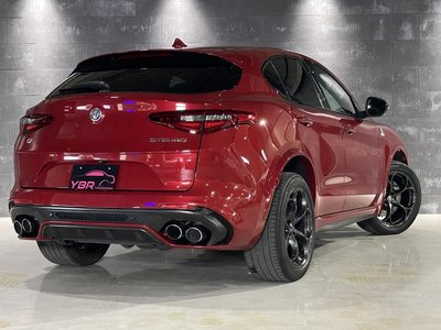 2019 ALFA Romeo STELVIO 缩略图 8
