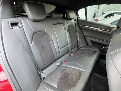2019 ALFA Romeo STELVIO 缩略图 29