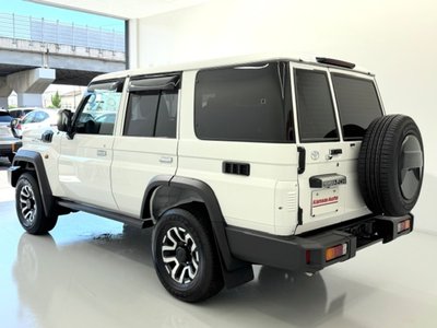 2025 Toyota LAND CRUISER 70 — фото 8