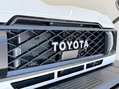 2025 Toyota LAND CRUISER 70 — фото 50