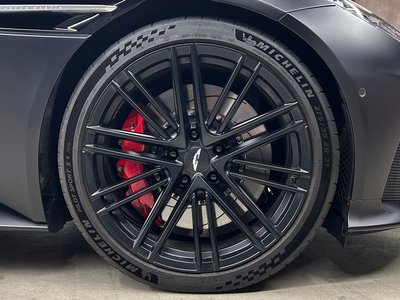 2024 Aston Martin DB12 照片 29