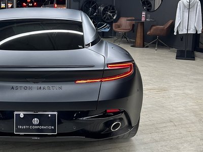 2024 Aston Martin DB12 照片 28