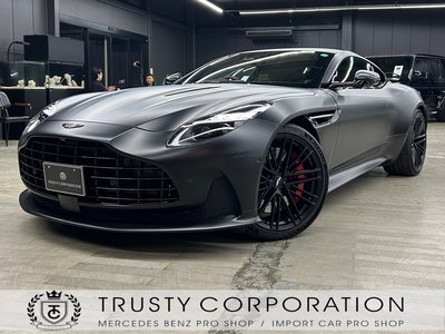 2024 Aston Martin DB12 照片 1