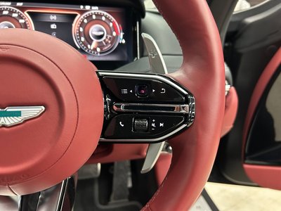 2024 Aston Martin DB12 照片 39