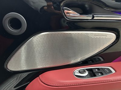 2024 Aston Martin DB12 照片 34